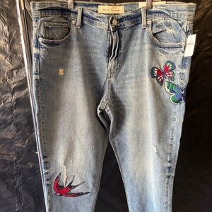 GAP Blue Best Girlfriend Jeans with Colorful Embroidery Size 33 Distressed NWT